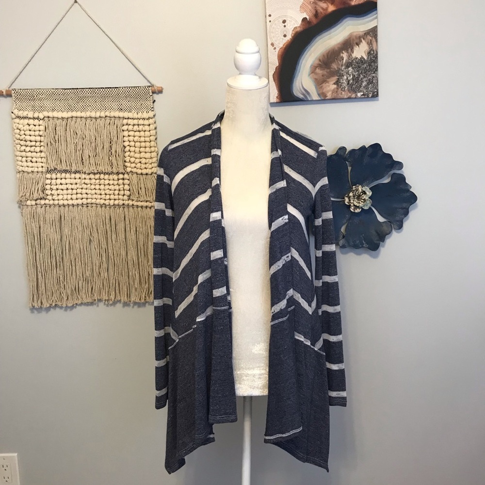 Splendid blue and white draped cardigan